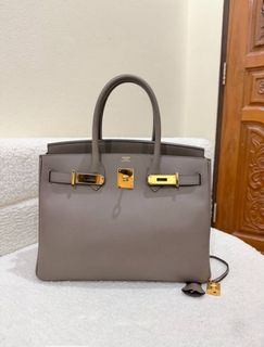 (Category: ) located in . Submitted by connetwithelitefashion (Listing ID 1446805319, Image 1). Description: .