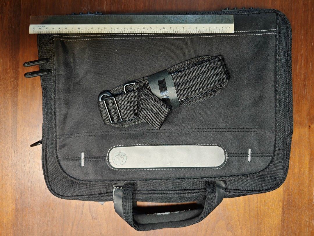 HP laptop bag496574940379228161