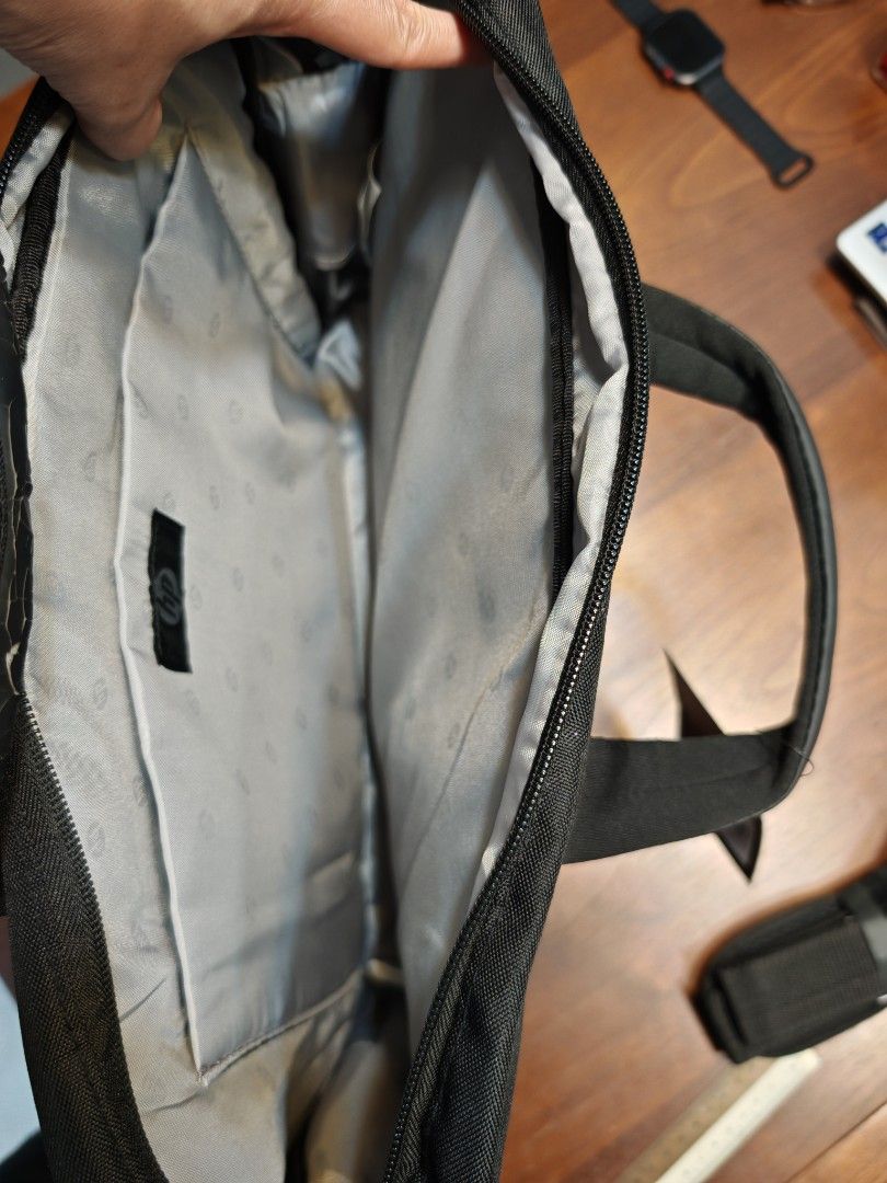 HP laptop bag496574940379228162
