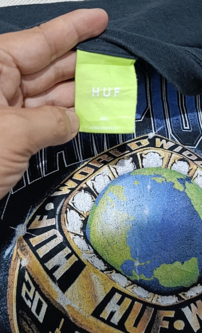 HUF 20th anniversary (Category: Tshirts & Polo Shirts ) located in General Santos City (Dadiangas). Submitted by k.vin__stuff (Listing ID 1446823732, Image 3). Description: HUF 20th ANNIVERSARY size: XLarge width: 24"| length:29.5" condition: 9/10 issue: white on armpit (deo stain) color rate: 9/10.