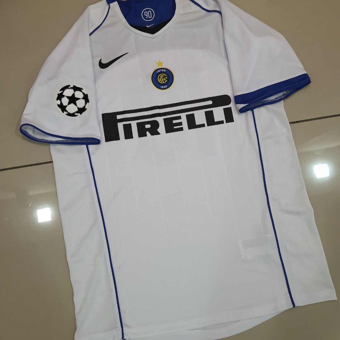 Inter Milan Adriano (Category: Activewear) located in Petaling Jaya. Submitted by jersey_palace (Listing ID 1446880002, Image 2). Description: Size L Pit 54cm Length 74cm.