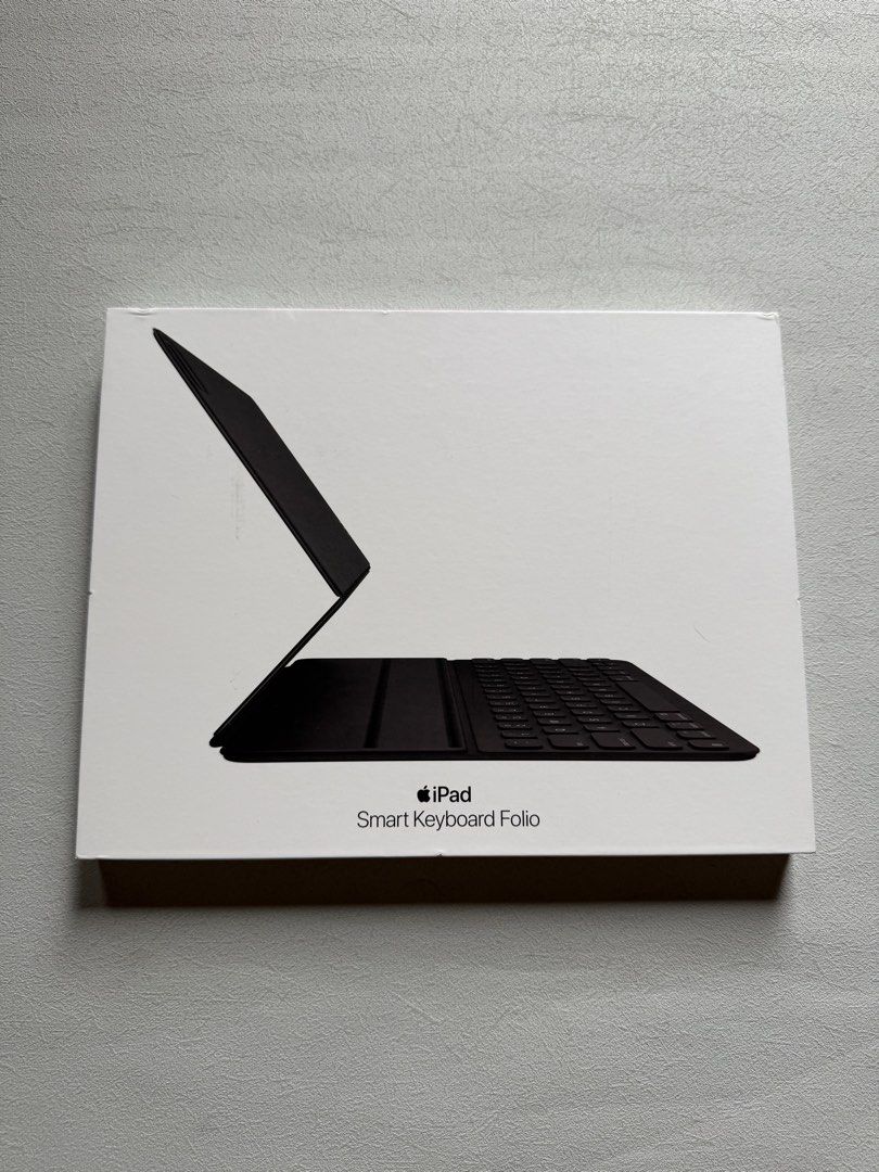iPad Smart Keyboard Folio (Category: iPad) located in Quezon City. Submitted by apple__avenue (Listing ID 1446747323, Image 1). Description: Selling good as brand-new iPad Smart Folio Keyboard for iPad 12.9 inches. With Complete set and Box. Meetups and delivery around QC or nearbys, Shipping via Lalamove/LBC COD/COP.