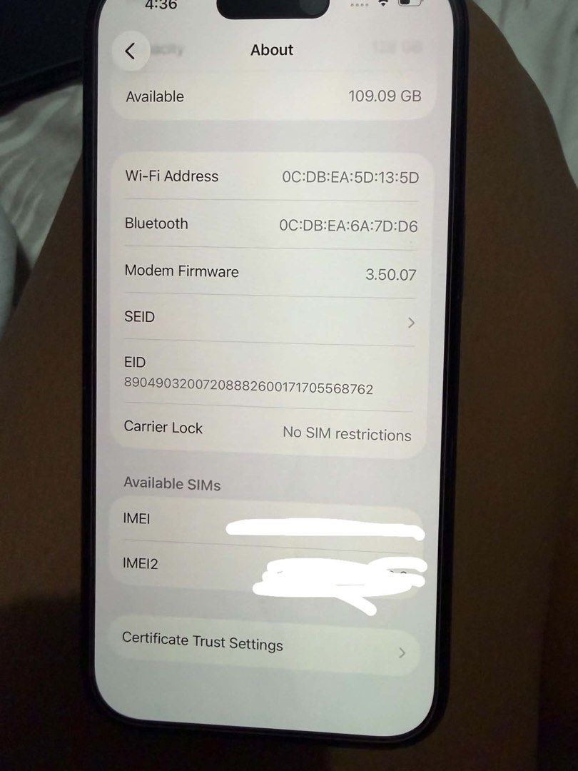 iPhone 15 128 Gb (Category: iPhone X Series) located in Manila. Submitted by roninkun1 (Listing ID 1446887631, Image 2). Description: iPhone 15 128 GB ZP/A Local Variant 92% Batt Health 494 Cycle Count No Issue May visible lang na casemarks sa gilid pero makinis pa din naman Loc: Maragondon, Cavite Open for meetup sa nearby areas.