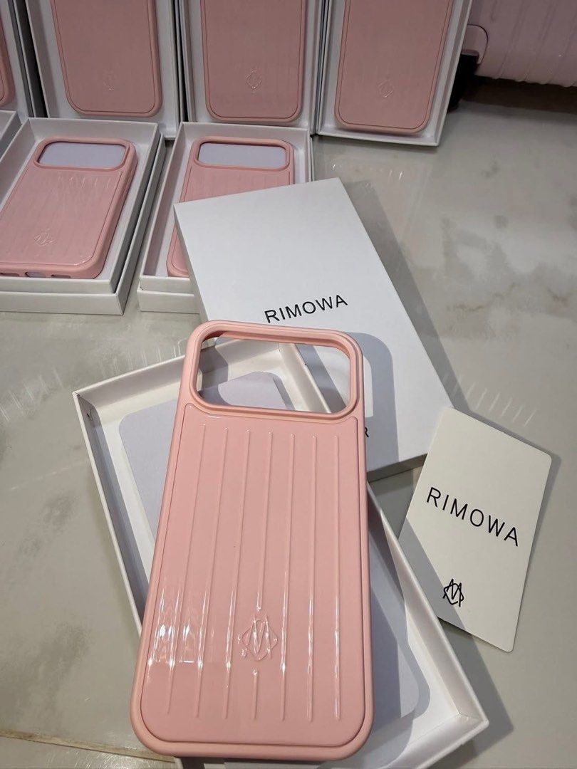 iphone 17 pro max case rimowa (Category: Cases & Sleeves) located in Manila. Submitted by mscate (Listing ID 1431964256, Image 2). Description: iphone 17 pro max rimowa brandnew.