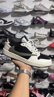 (Category: ) located in . Submitted by sneakerfreakerph (Listing ID 1446839997, Image 1). Description: .