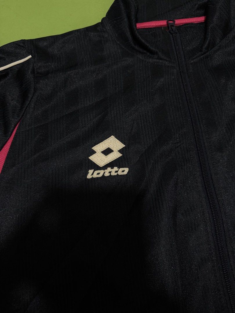Jacket (Category: Hoodies) located in Pasig City. Submitted by reyeslarry11740 (Listing ID 1446818003, Image 3). Description: For Sale Lotto Jacket Men Size Large 23w x 28.5L Good as new No issue 800 plus ship only Payment 1st Pasig city.
