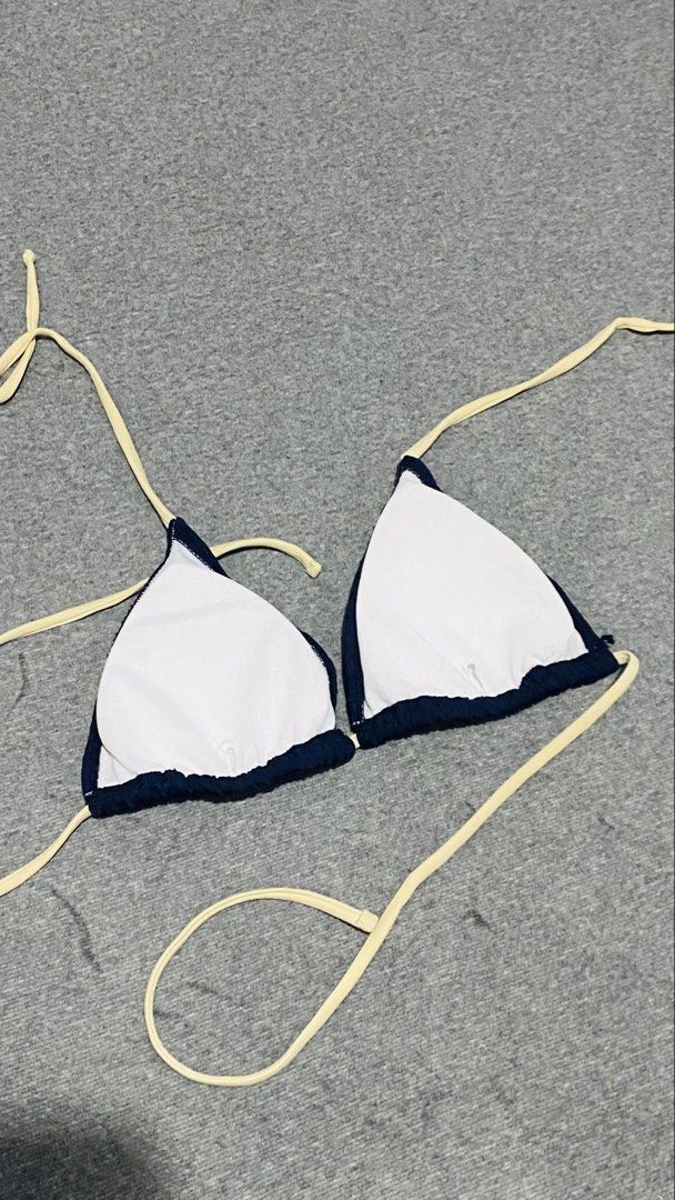 Knitted Navy Blue Padded Swimsuit Top (Category: Bikinis & Swimsuits) located in Tanza. Submitted by cerenitycollections (Listing ID 1446821179, Image 2). Description: with pad slots self tie small to medium.