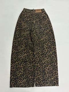 (Category: ) located in . Submitted by thriftzey (Listing ID 1446834097, Image 1). Description: .