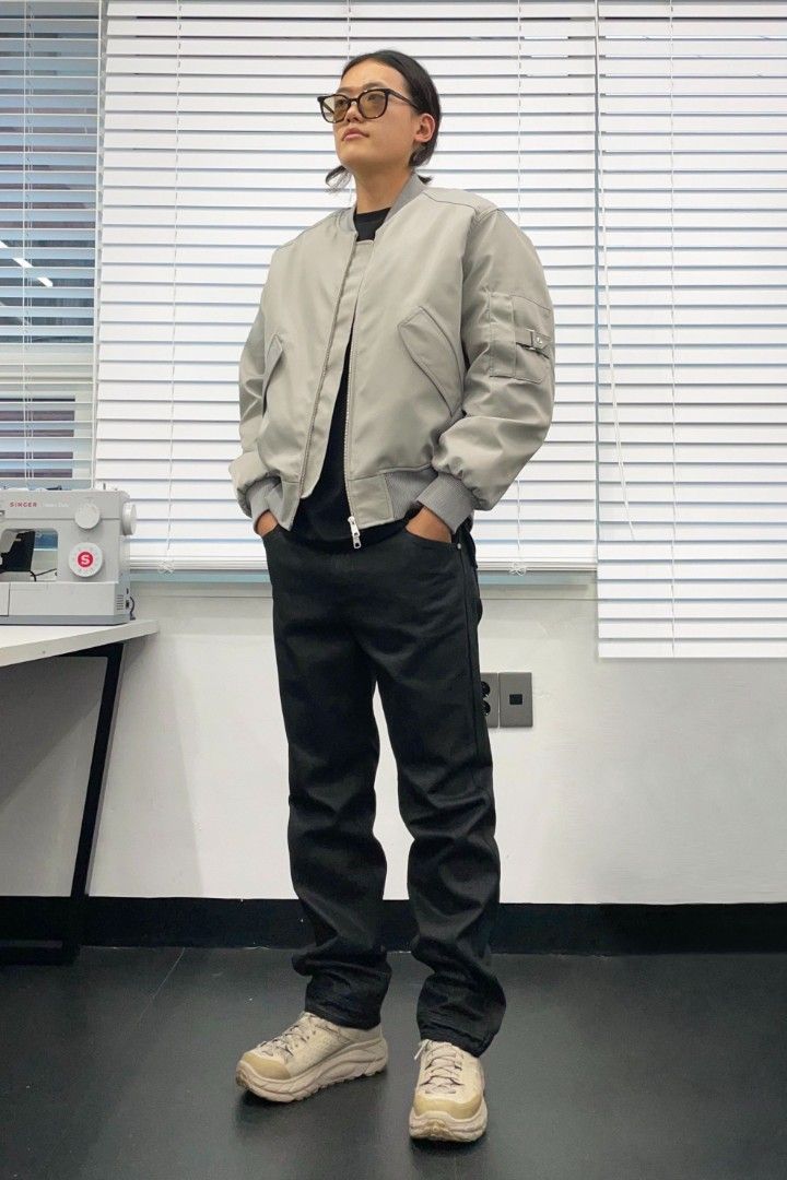 LMOOD bomber jacket (Category: Coats, Jackets and Outerwear) located in Davao. Submitted by workwear_stuff (Listing ID 1446877069, Image 3). Description: LMOOD korean brand bomber jacket Condition 9.5/10 Color Rate 9.5/10 Width 26 Length 25.5 Sleeve 25 M - 750.