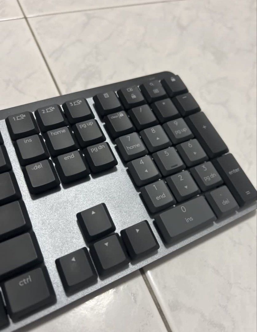 Logitech MX Mechanical Keyboard (Tactile)496676338496983041
