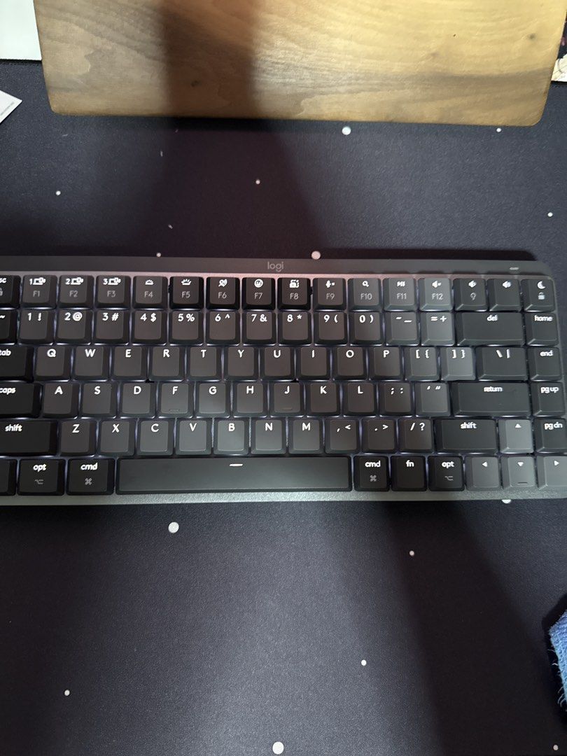 Logitech MX Mechanical Mini for Mac Keyboard496676339535073281