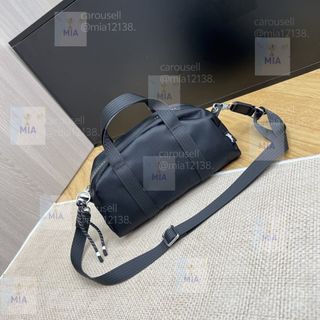 （分類：）位於 。 由 mia12138. 提交（商品編號 1446796084，圖片 1）。簡介： 。