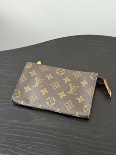 （分類：）位於 。 由 iluxuryvintage 提交（商品編號 1446743350，圖片 1）。簡介： 。