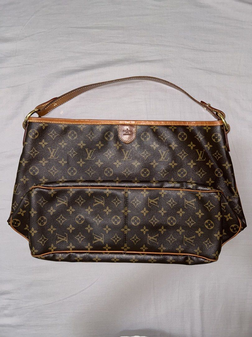 louis vuitton delightful bag (Category: Luxury Bags & Wallets) located in Las Pinas. Submitted by 7teenforever (Listing ID 1446837225, Image 2). Description: GUARANTEED AUTHENTIC !! LV Monogram Delightful Hobo Bag size: MM inclusion: dust bag dm for more pictures.