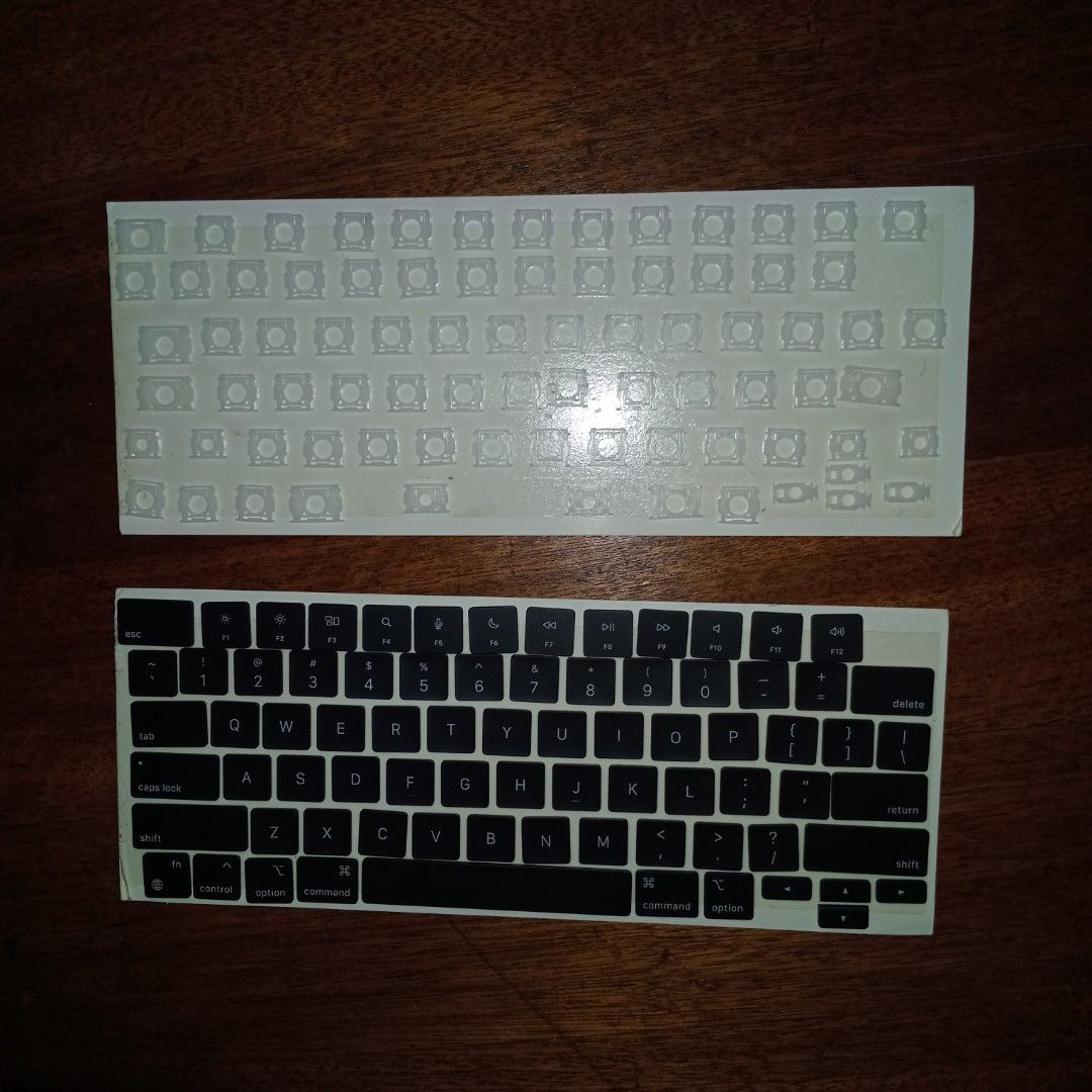 Macbook keycap and hinge for keyboard (Category: Computer Keyboard) located in Pasig City. Submitted by mr.bargaindeal (Listing ID 1446797880, Image 2). Description: - MacBook Keyboard Stickers - Includes English and Japanese layouts - Protects your keys from wear and tear - Gives your laptop a fresh new look - Easy to apply - Perfect for users who type in both languages - Great for general keyboard protection.