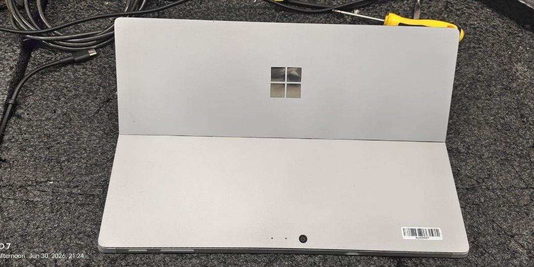 Microsoft surface Pro496667418093178884