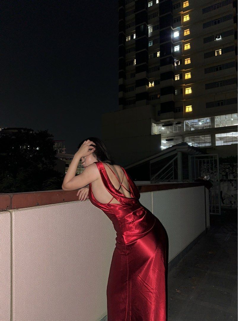 MMUSE Store (Vietnam) Red Dress (Category: Evening dresses & gowns) located in Manila. Submitted by 6chocnut9 (Listing ID 1446859941, Image 3). Description: - Used once in an event - Bought directly from the store (2,5k) - Size M but can fit small since vietnams sizing is for petites - Lalamove or Jnt, can do meet up but only manila or cavite area.