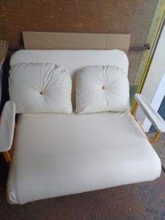 (Category: ) located in . Submitted by furnituregoods81887394 (Listing ID 1446766044, Image 1). Description: .