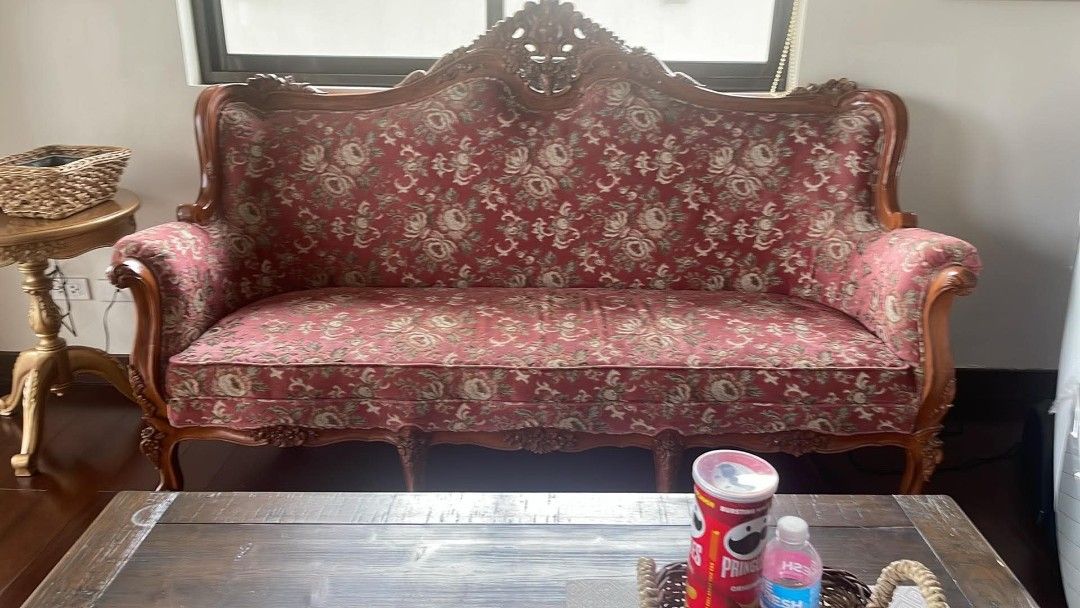 Narra Sofa Set with Table (Category: Sofas) located in Las Pinas. Submitted by kachingclothes (Listing ID 1446794852, Image 1). Description: 4pcs total. 1 big sofa, 2 medium sofa chairs, and one small coffee table.