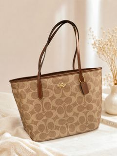 (Kategori: ) berada di . Dikirim oleh sofiaazahra.branded (ID iklan 1446856064, Gambar 1). Deskripsi: .