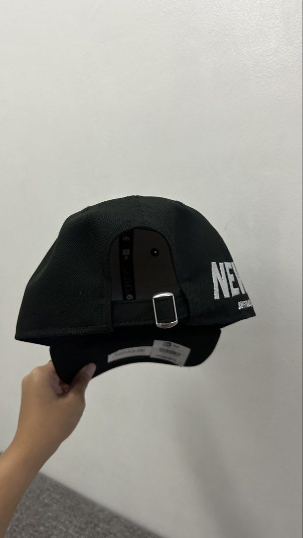 New Era 9FORTY M-CROWN Adjustable Black Cap (Category: Caps & Hats) located in San Pedro. Submitted by saabflo (Listing ID 1446736062, Image 3). Description: Authentic New Era Cap 🧷 9FORTY | M Crown | Adjustable | Classic Baseball Cap Style ❗️ brand new & never used 📌 rfs: i don’t prefer its fitting 💰 MOP: bpi/ gcash 📦 MOD: j&t/ lalamove 🚚 customer shoulders delivery fee 💸 original price: ₱2,595 - Perfect for everyday casual wear.