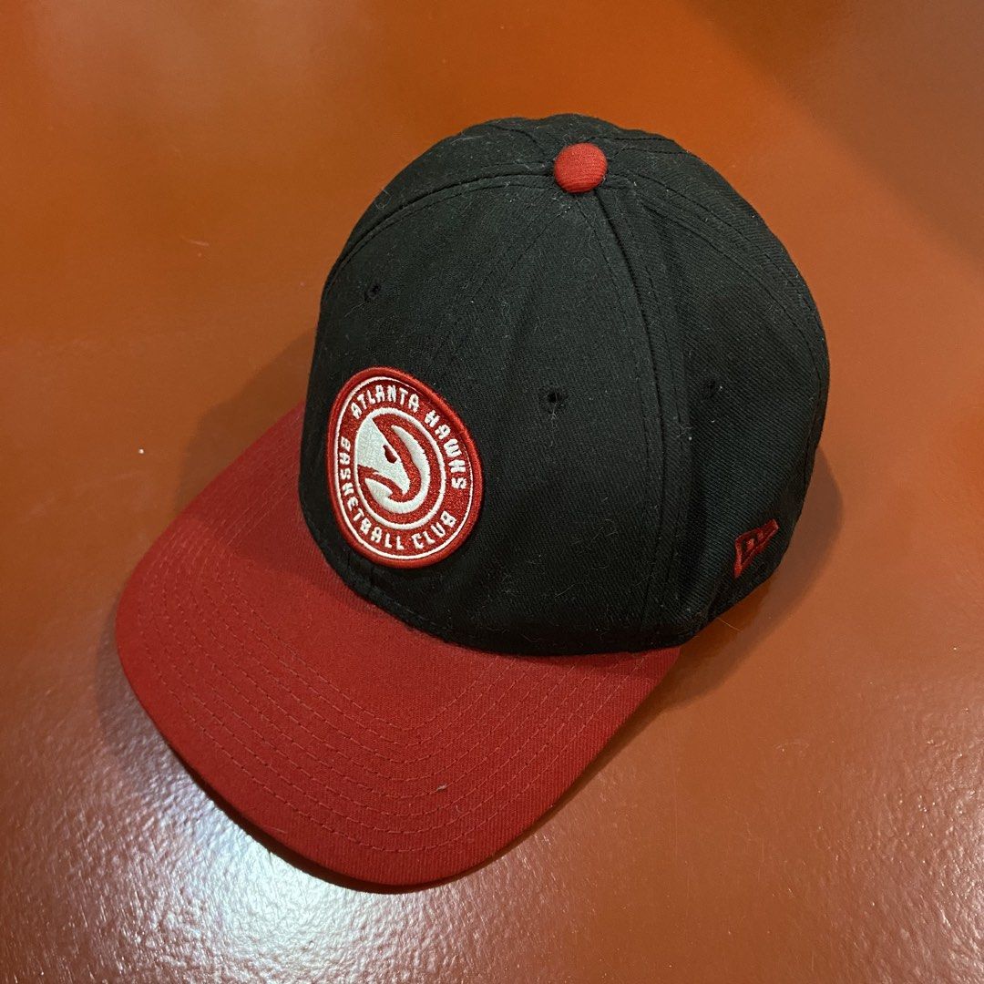 NEW ERA NBA ATLANTA HAWKS HAT (Category: Caps & Hats) located in Pasig City. Submitted by buzzthrifty (Listing ID 1446881417, Image 1). Description: EXCELLENT CONDITION .