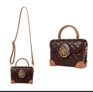 (Kategori: ) berada di . Dikirim oleh cmbrand_authentic (ID iklan 1446775228, Gambar 1). Deskripsi: .