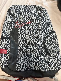 (Category: ) located in . Submitted by bag_seller1234 (Listing ID 1446757556, Image 1). Description: .