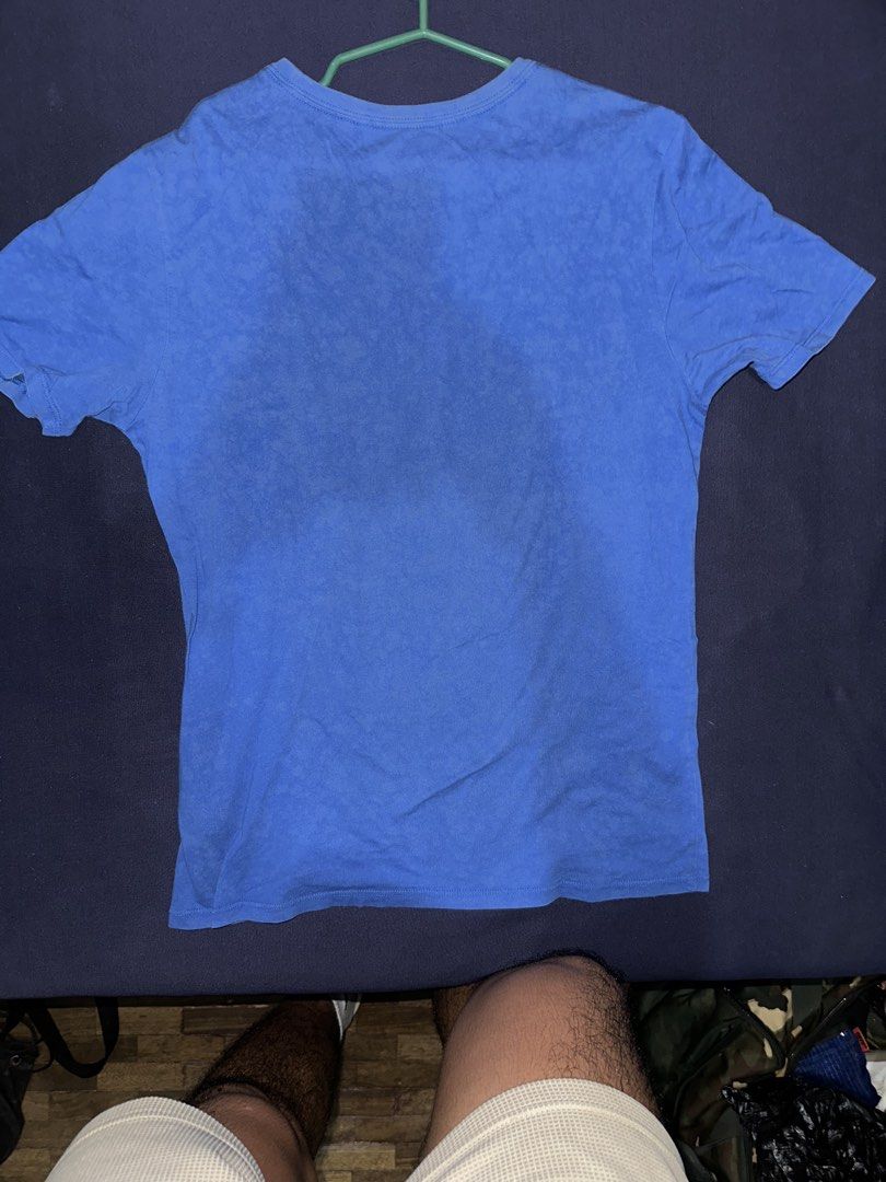 Nike Pilipinas Blue T-shirt (Category: Tshirts & Polo Shirts ) located in Las Pinas. Submitted by inb.l (Listing ID 1446870280, Image 2). Description: P100 color rating: 5.5/10 Tag says M but fits S. Flaws: slight discoloration in some spots sf care of buyer - Blue Nike T-shirt - 'PILIPINAS' graphic print on chest - Short sleeves - Crew neck - Ideal for showing support for the Philippines or casual everyday wear - Genuine Nike product.