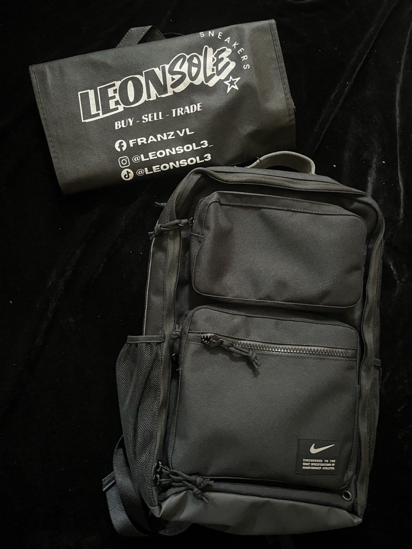 Nike Utility Backpack (Category: Backpacks) located in Quezon City. Submitted by leonsol3 (Listing ID 1446769751, Image 1). Description: Nike Utility Back Pack! Brandnew Pick up/ Shipping Unli vouch 📍Quezon City .