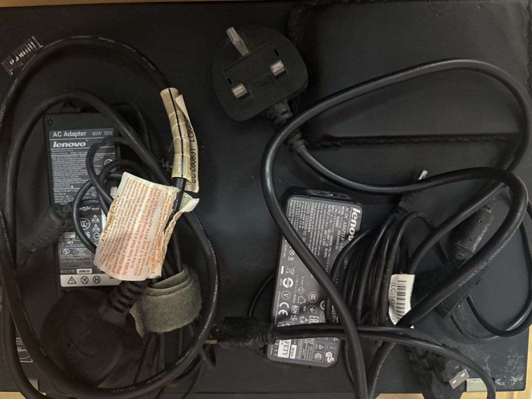 old laptop and chargers496908634361047040