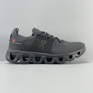 (Category: ) located in . Submitted by khai.uasneakers (Listing ID 1446825758, Image 1). Description: .