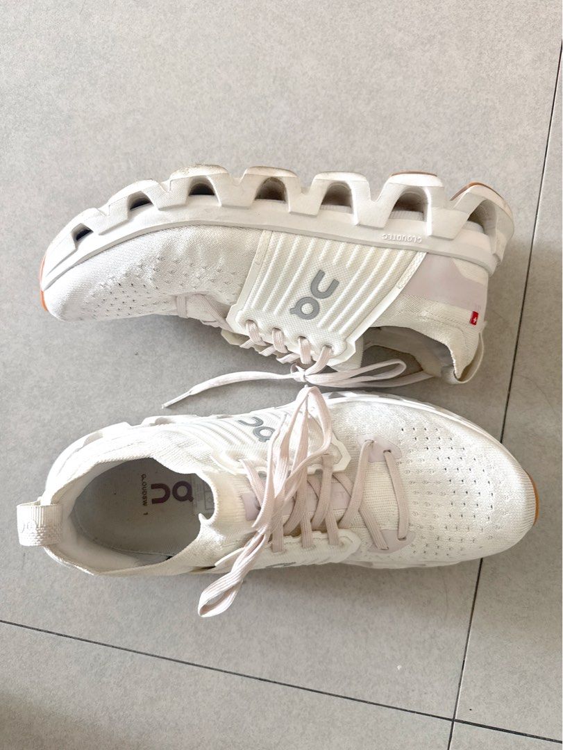On Cloudswift 4 White & Lily Sneakers Size 10 (Category: Sneakers) located in Taguig. Submitted by prelovedSB (Listing ID 1446775773, Image 1). Description: - On Cloudswift 4 Sneakers - Color: White & Lily - Size: 10 womens - Features: Very comfortable for running or everyday wear - Reason for Selling: too big on me Worn less than 5 times. Bought from Revolve.