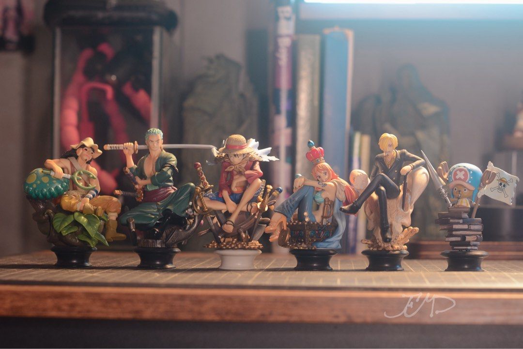 One Piece Straw Hat Crew Megahouse Chess Collection (Category: Figurines & Statues) located in Marikina City. Submitted by cakecat_figures_n_stuff (Listing ID 1446852389, Image 1). Description: Loose condition - luffy, zoro, sanji, nami, chopper, usopp - sold as set.