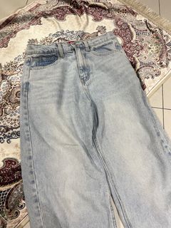 (Category: ) located in . Submitted by 1qtpreloved (Listing ID 1446851013, Image 1). Description: .