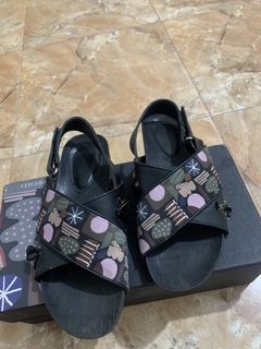 (Kategori: ) berada di . Dikirim oleh violletchic (ID iklan 1446911469, Gambar 1). Deskripsi: .