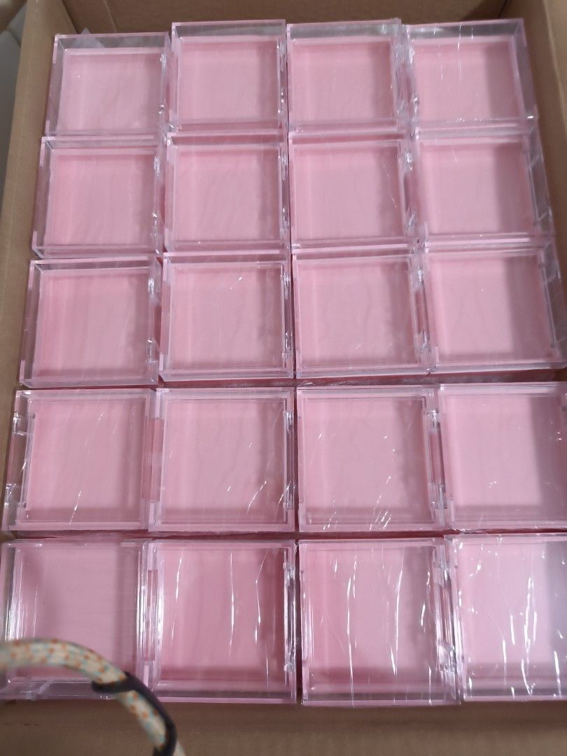 Plastic Storage Box (Category: Accessory holder, box & organizers) located in Singapore. Submitted by shermaylim_88 (Listing ID 1446859621, Image 2). Description: 1 box (200 pcs) Price: $50 Good condition. Self-collection / Meet-up available..