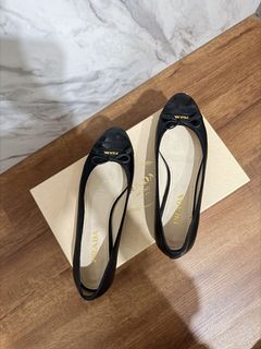 (Category: ) located in . Submitted by shopwithaai (Listing ID 1446829809, Image 1). Description: .