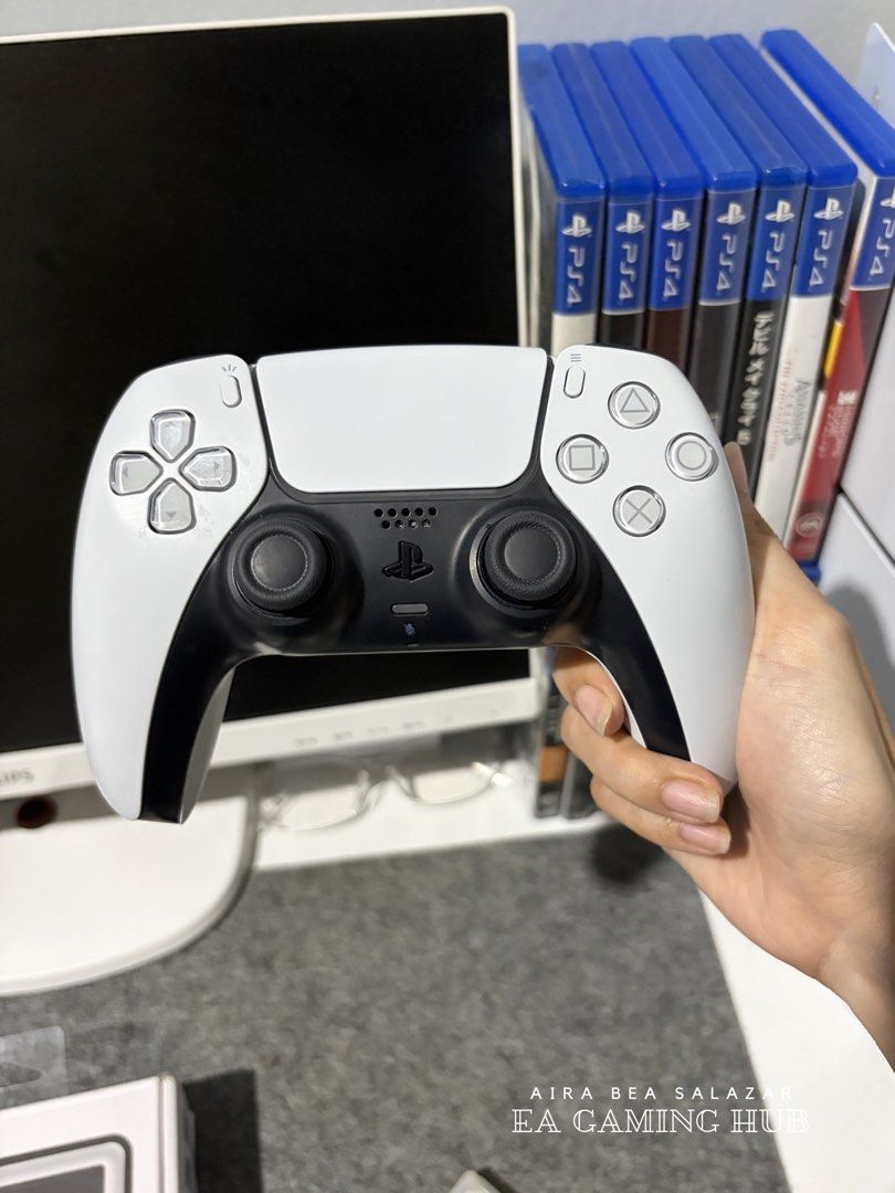 PS5 DualSense Controller & PS4 Games Bundle (Category: PlayStation) located in Manila. Submitted by eagaminghub (Listing ID 1446864602, Image 2). Description: For Sale Dual sense controller & Ps4 Games Dual Sense - 2.5k Ps4 Games * 7 Days to Die - 600 * Alien: Isolation - 650 * Assassin’s Creed: The Ezio Collection - 600 * Batman: Arkham Knight - 600 * Battlefield 1 (code used) - 500 * BioShock: The Collection - 800 * Borderlands 3 - 500 * Border