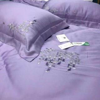 (Category: ) located in . Submitted by comfybeddings (Listing ID 1446742628, Image 1). Description: .