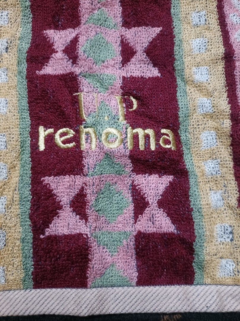 Renoma face towel (Category: Bedding & Towels) located in General Santos City (Dadiangas). Submitted by japan-ukay (Listing ID 1446872900, Image 2). Description: .