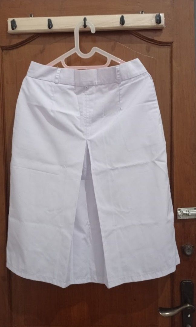 ROK SPAN BELAH TENGAH (Kategori: Gaun & Rok) berada di Bekasi. Dikirim oleh prel0ved_sns (ID iklan 1446741894, Gambar 1). Deskripsi: ukr 3L baru dipakai sekali, jual rugi (no minus)!.