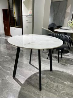 (Category: ) located in . Submitted by ifurniture (Listing ID 1446763438, Image 1). Description: .