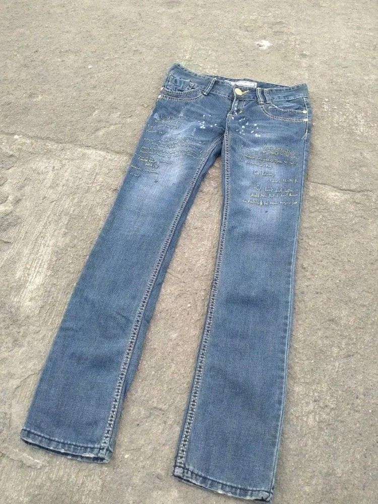 Salad low rise embroidered jeans (Category: Jeans) located in Guiguinto. Submitted by selected_3rp (Listing ID 1446821552, Image 3). Description: salad low rise embroidered jeans size 26 w 38 l no issue pm.