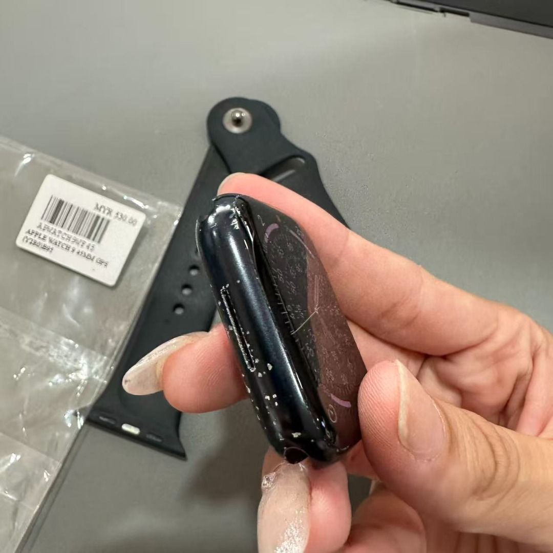 SECOND HAND - WATCH ONLY APPLE WATCH 9 45MM GPS (Category: Watches) located in Johor Bahru. Submitted by PROMOBILE_MASAI (Listing ID 1446821953, Image 2). Description: ♻️ ‼️ TRADE IN WELCOME ‼️ ♻️ ⭐ SECOND HAND - WATCH ONLY APPLE WATCH 9 45MM GPS 💥 PROMOTION PRICE RM 530 💥 ✅ Very good condition ✅ 100% fully tested ✅ 1 Year Under brand Warranty ✅ 1 Months Warranty For Used Android ✅ 3 Months Warranty For Used iPhone ✅ 7 Days 1 to 1 Exchange 🚚 D