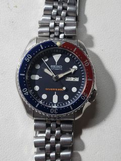 (Category: ) located in . Submitted by KCY_Timepieces (Listing ID 1446856776, Image 1). Description: .
