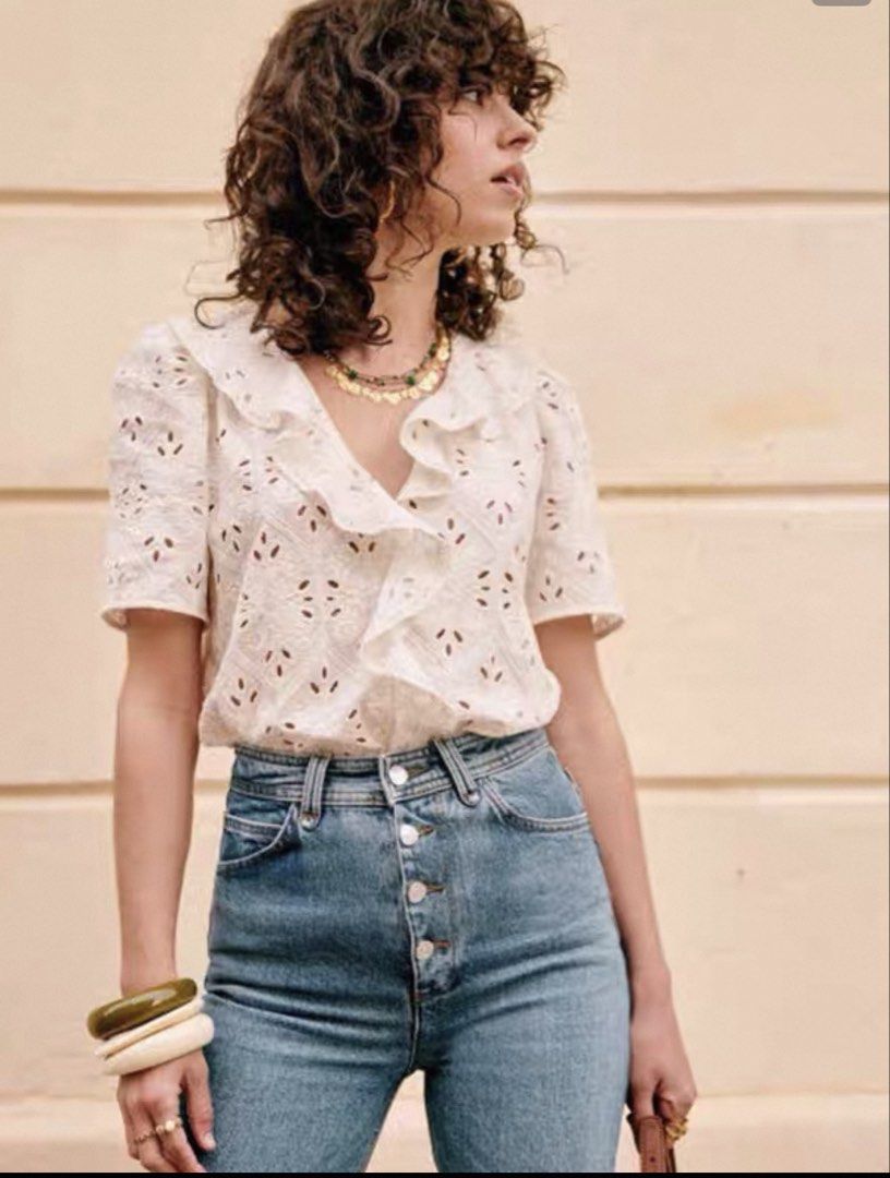 Sezane embroidery top (Category: Blouses) located in Kuching. Submitted by cvshopaholic (Listing ID 1446783261, Image 1). Description: Worn 2x only. .