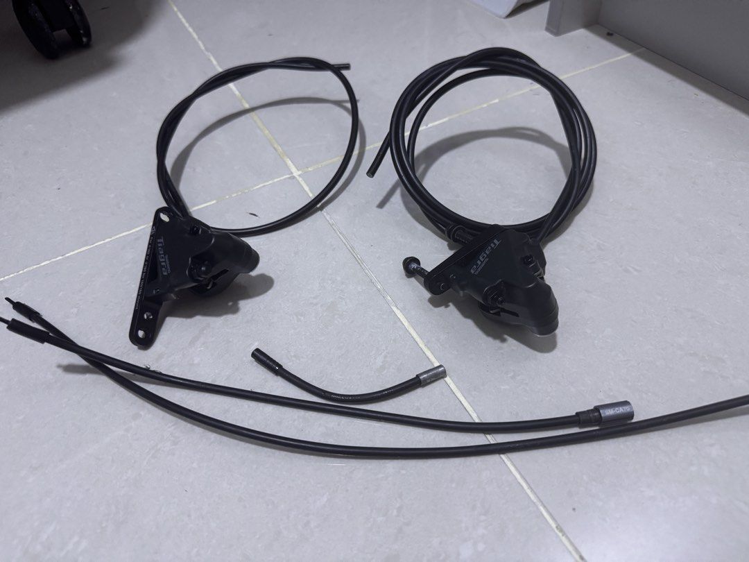 Shimano Tiagra Groupset (Category: Bicycles) located in Kuala Lumpur. Submitted by Aizatkmrdin (Listing ID 1446854033, Image 3). Description: Selling a set of bicycle components. Includes a Cannondale ONE crankset. Also have Shimano Tiagra rear derailleur and brakes with cables. It comes also with wheelset. Great for upgrading your bike. Let me know if you have questions..