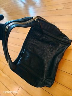（分類：）位於 。 由 silenthorse_e41acb 提交（商品編號 1446744493，圖片 1）。簡介： 。