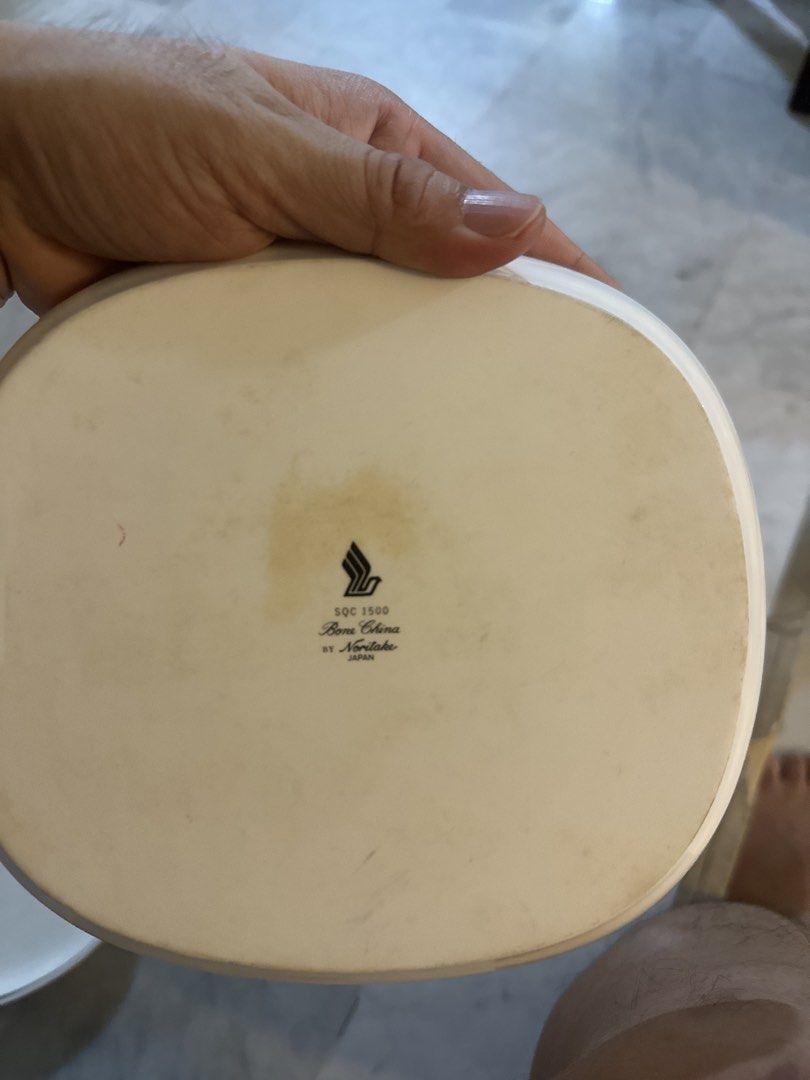 SIA Red Plates496625826839275522